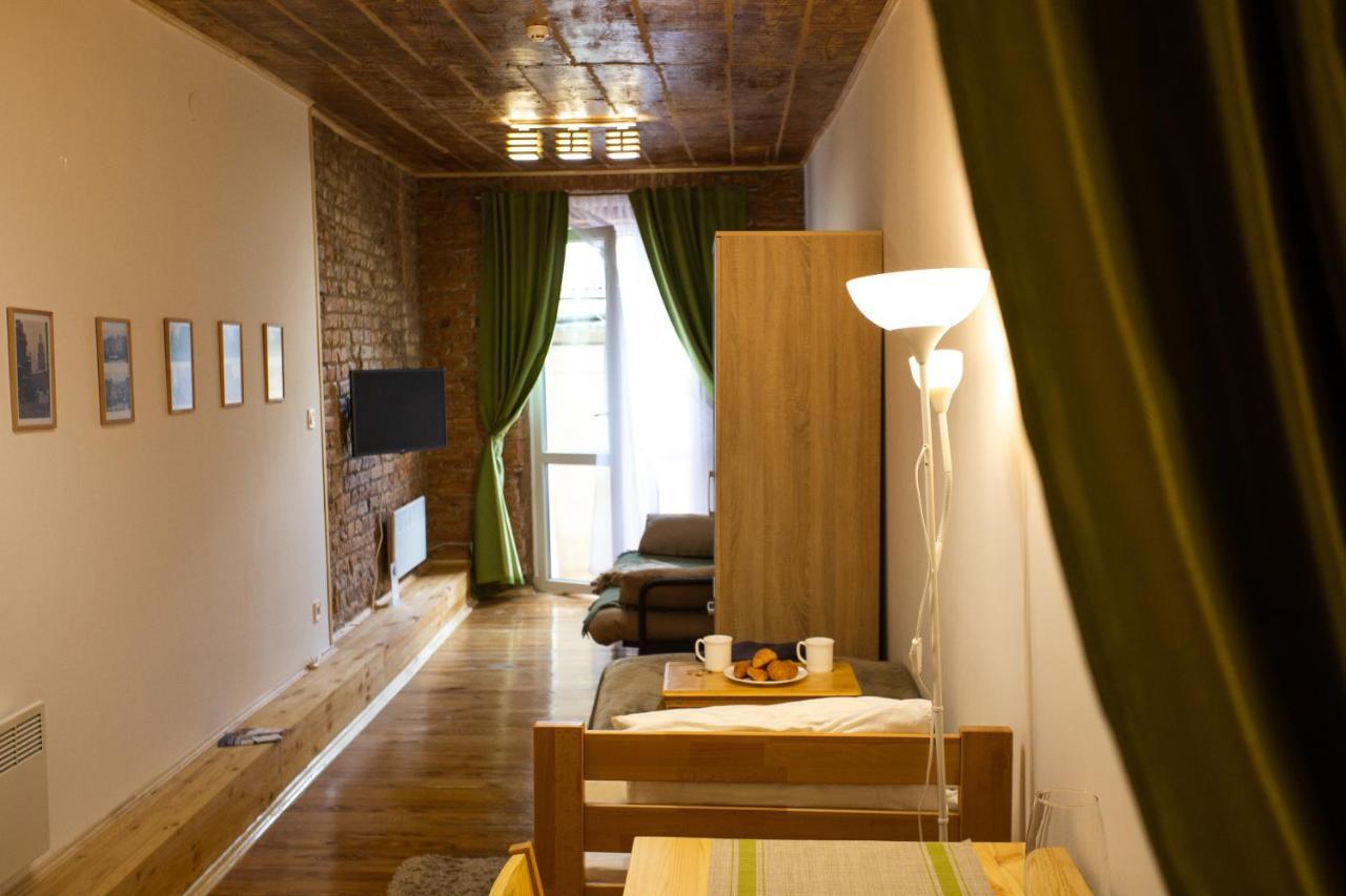Peaceful studio on Rynok Square Leopoli Esterno foto