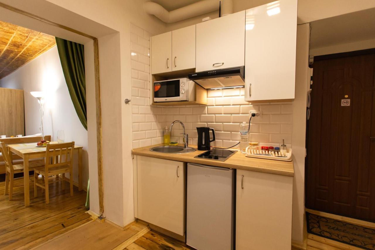 Peaceful studio on Rynok Square Leopoli Esterno foto